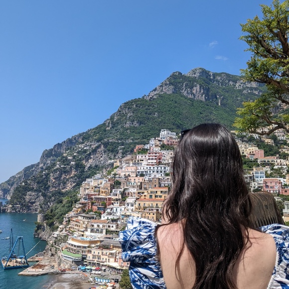 Meet your Posher, Clara - Picture 1 of 1